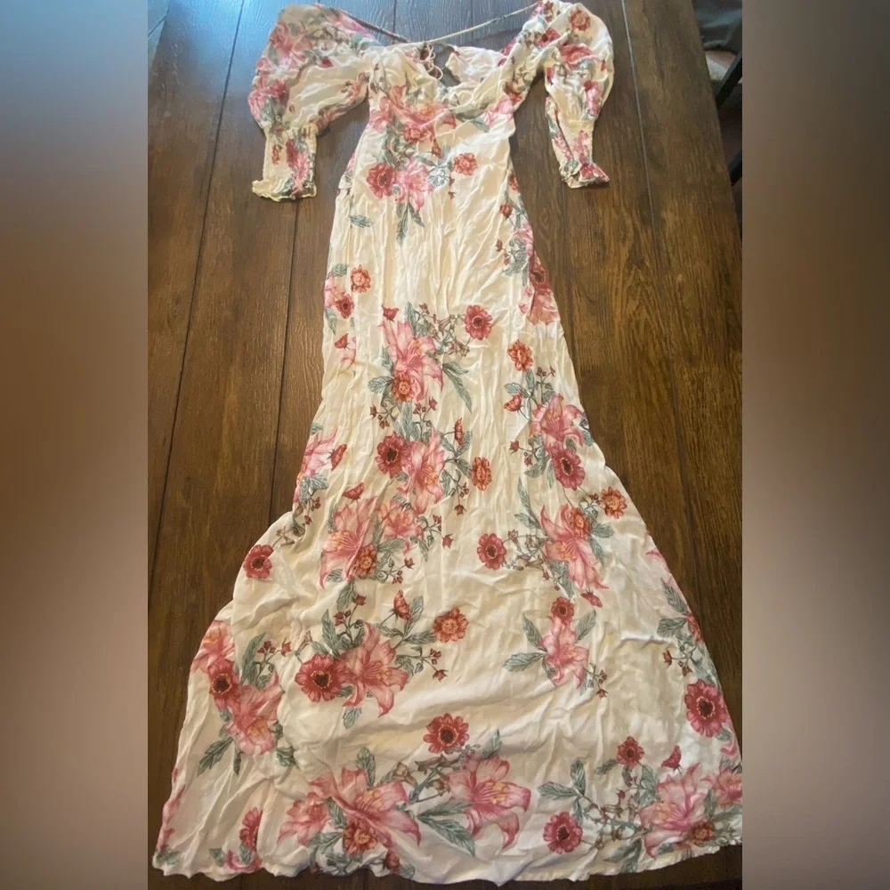 Olivaceous Floral Dress Size Medium B23